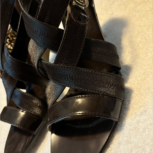 BRAND NEW  Designer Heels By MICHAEL KORS - Size 8.5 M - Heel Height 3” - box 3 - Picture 3 of 8